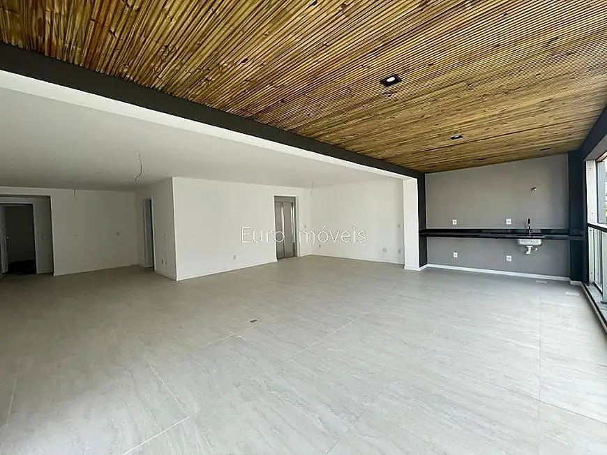 Foto 1 de Apartamento com 3 Quartos à venda, 190m² em Bom Pastor, Juiz de Fora
