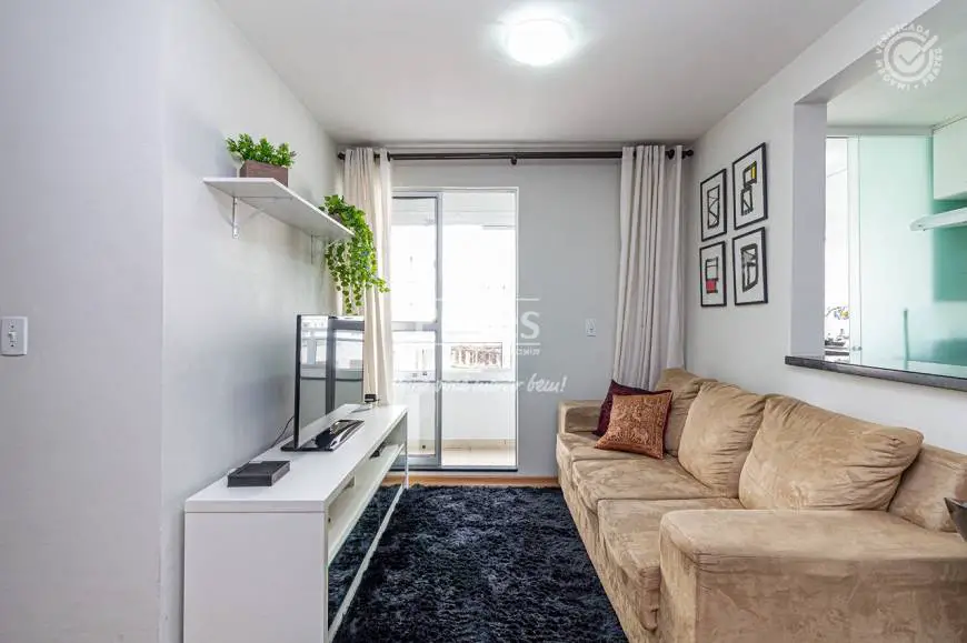 Foto 2 de Apartamento com 3 Quartos para alugar, 62m² em Cristo Rei, Curitiba