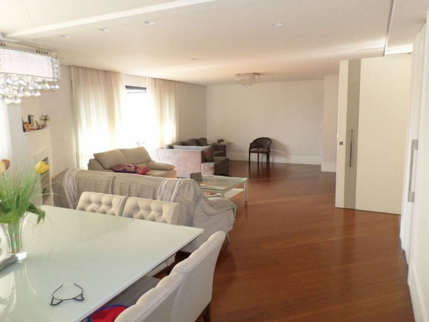 Foto 2 de Apartamento com 4 Quartos à venda, 202m² em Jardim Londrina, São Paulo