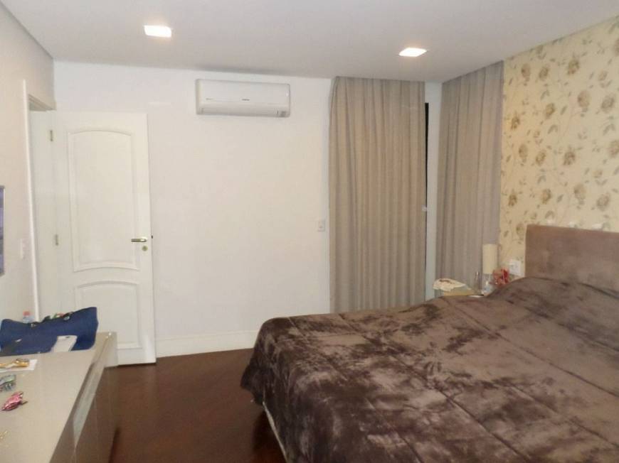 Foto 5 de Apartamento com 4 Quartos à venda, 202m² em Jardim Londrina, São Paulo