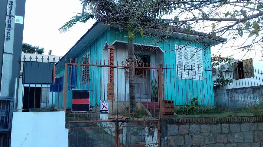 Foto 1 de Casa com 2 Quartos à venda, 91m² em Jardim Botânico, Porto Alegre