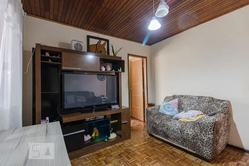 Foto 1 de Casa com 3 Quartos para alugar, 121m² em Novo Mundo, Curitiba