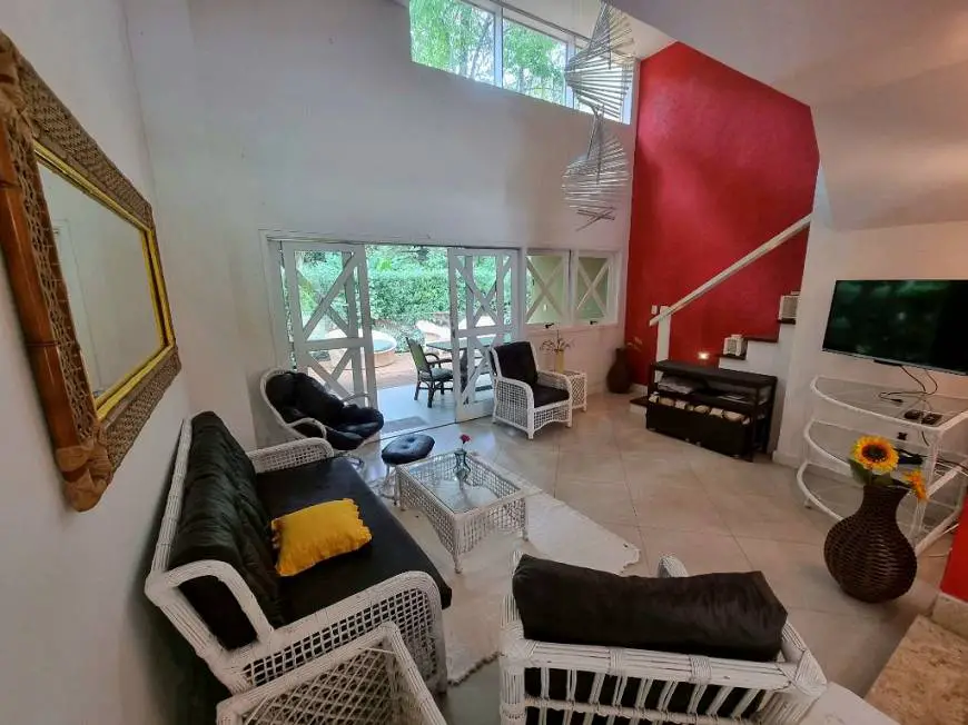 Foto 1 de Casa de Condomínio com 3 Quartos para alugar, 136m² em Riviera de São Lourenço, Bertioga