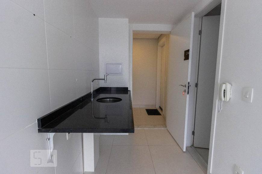 Foto 4 de Apartamento com 1 Quarto para alugar, 23m² em Santana, São Paulo