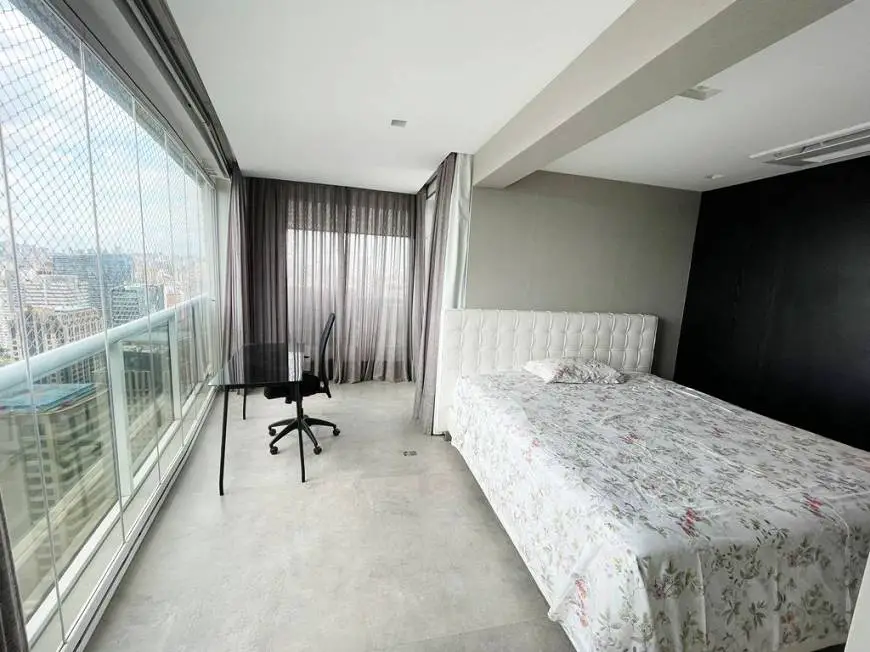 Foto 1 de Apartamento com 1 Quarto para alugar, 100m² em Vila Nova Conceição, São Paulo