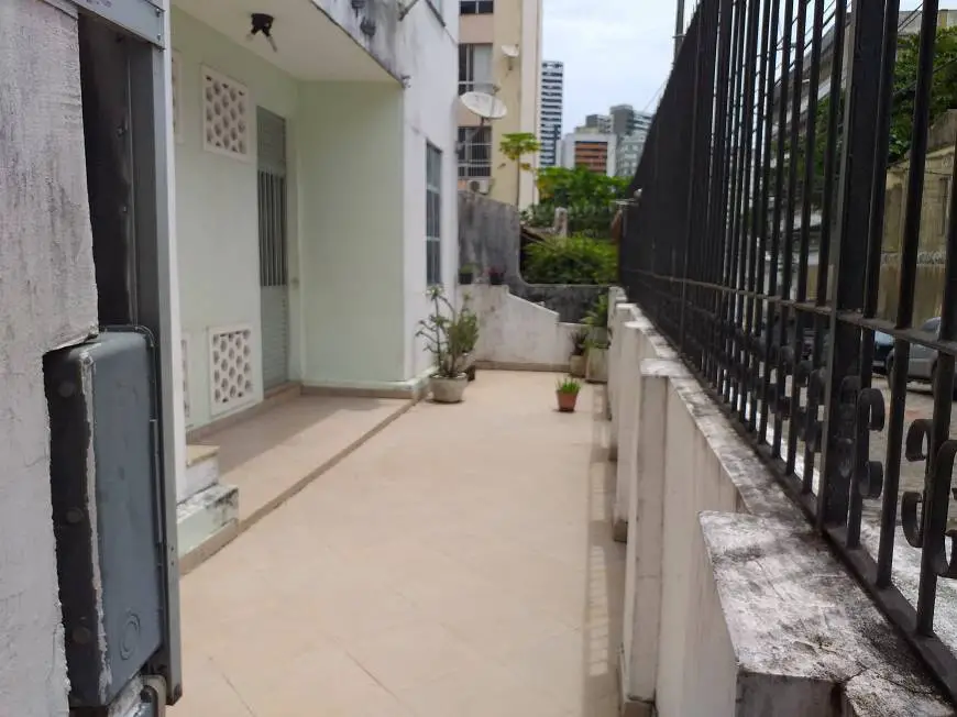 Foto 2 de Apartamento com 2 Quartos à venda, 71m² em Canela, Salvador