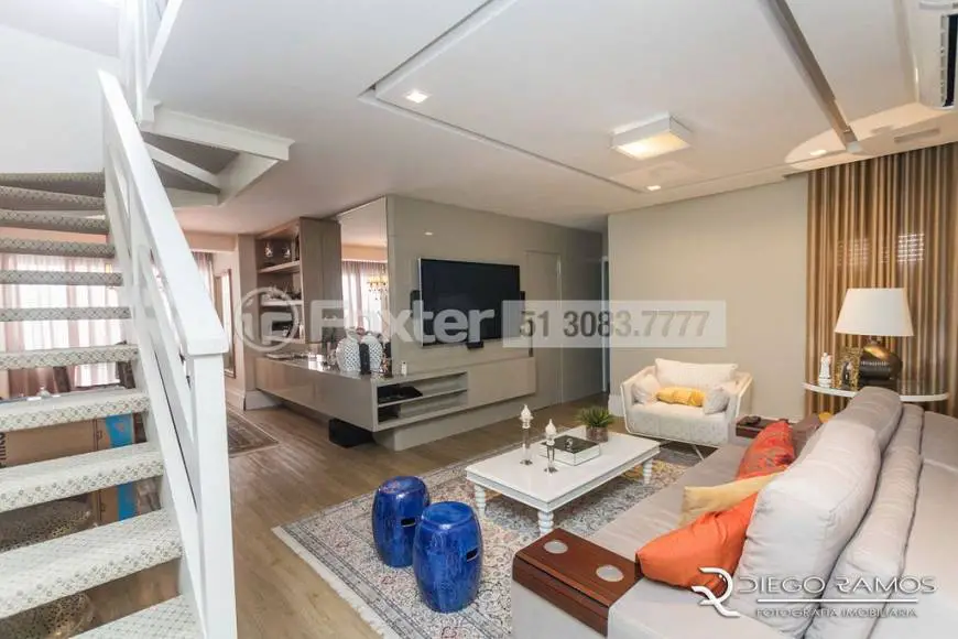 Foto 1 de Apartamento com 2 Quartos à venda, 219m² em Chácara das Pedras, Porto Alegre