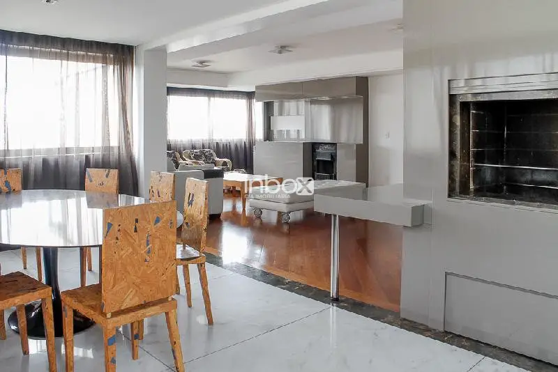Foto 3 de Apartamento com 3 Quartos para alugar, 202m² em Auxiliadora, Porto Alegre