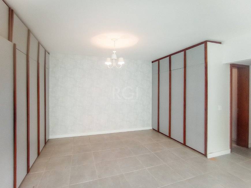 Foto 3 de Apartamento com 3 Quartos à venda, 133m² em Moinhos de Vento, Porto Alegre