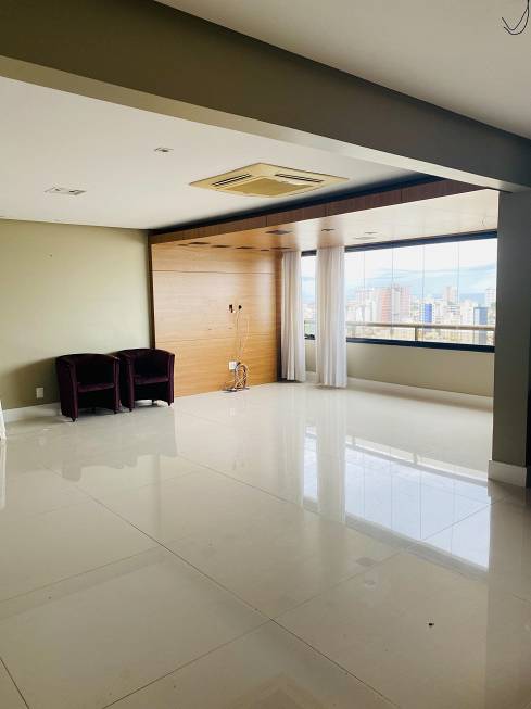 Foto 5 de Apartamento com 3 Quartos para alugar, 147m² em Pituba, Salvador
