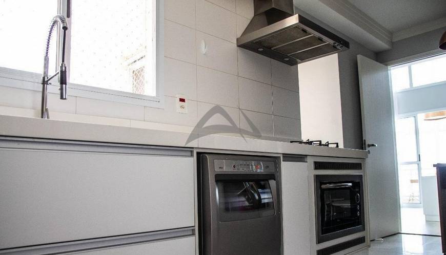 Foto 4 de Apartamento com 4 Quartos para venda ou aluguel, 210m² em Vila Brandina, Campinas