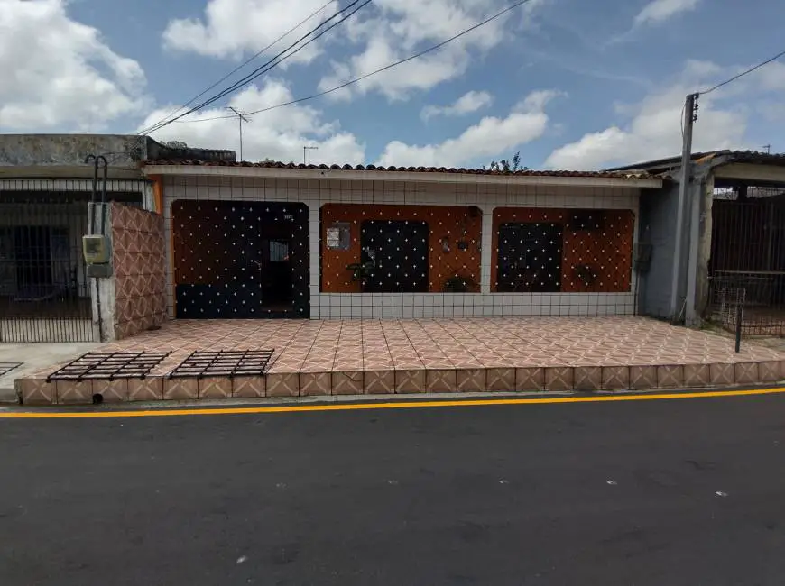Foto 1 de Casa com 3 Quartos à venda, 200m² em Coqueiro, Ananindeua