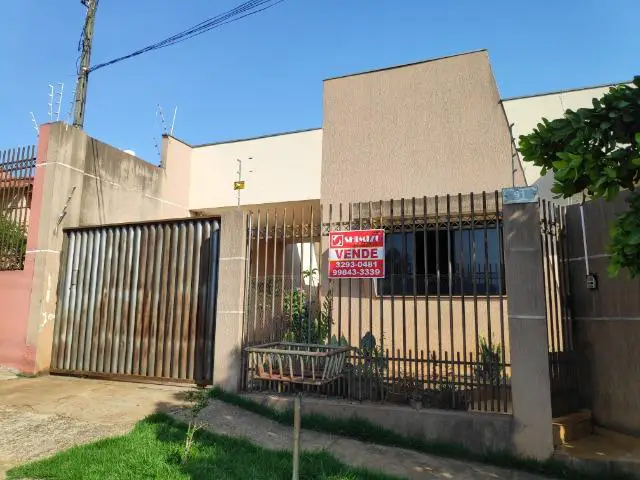Foto 1 de Casa com 3 Quartos à venda, 118m² em Jardim Copacabana, Maringá