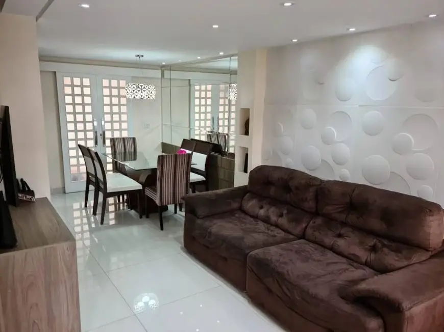 Foto 1 de Casa de Condomínio com 3 Quartos à venda, 11000m² em Taboão, São Bernardo do Campo
