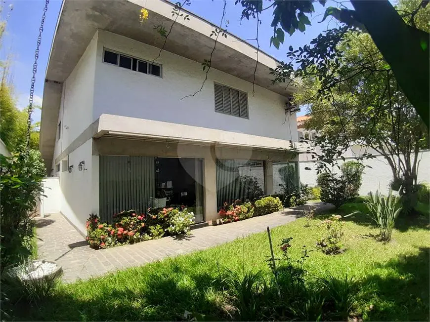 Foto 3 de Sobrado com 4 Quartos para venda ou aluguel, 286m² em Alto de Pinheiros, São Paulo