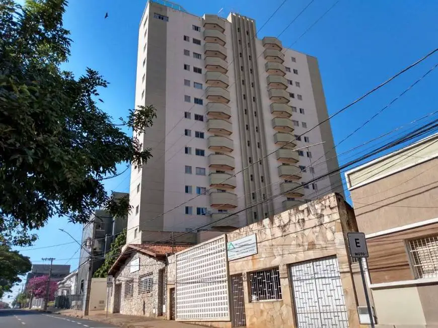 Foto 1 de Apartamento com 3 Quartos à venda, 101m² em Nossa Senhora da Abadia, Uberaba