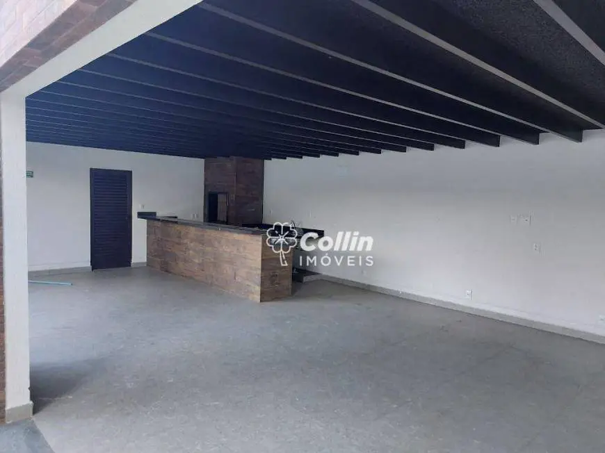 Foto 3 de Apartamento com 3 Quartos para alugar, 54m² em Santa Maria, Uberaba