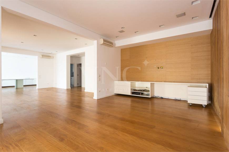 Foto 1 de Apartamento com 3 Quartos para alugar, 276m² em Vila Nova Conceição, São Paulo