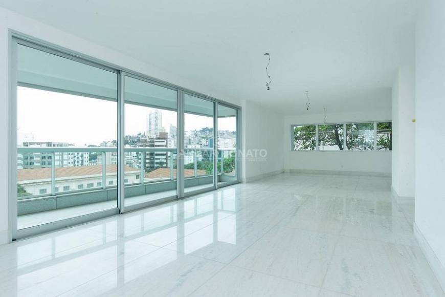 Foto 2 de Apartamento com 4 Quartos à venda, 249m² em Serra, Belo Horizonte