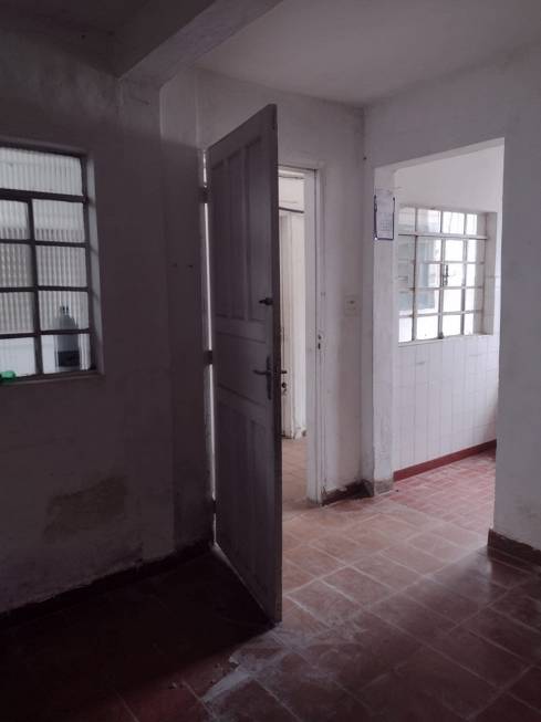 Foto 2 de Casa com 2 Quartos à venda, 250m² em Interlagos, São Paulo