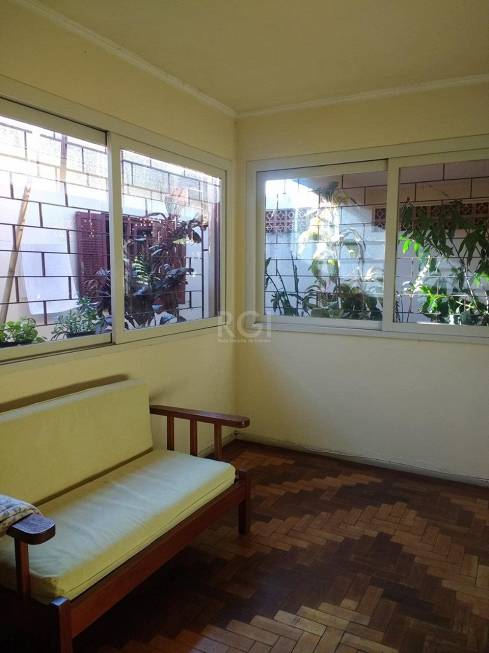 Foto 1 de Casa com 3 Quartos à venda, 190m² em Passo das Pedras, Porto Alegre