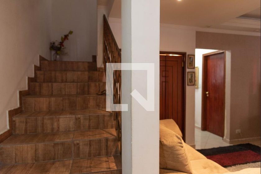 Foto 5 de Casa com 3 Quartos para alugar, 120m² em Picanço, Guarulhos