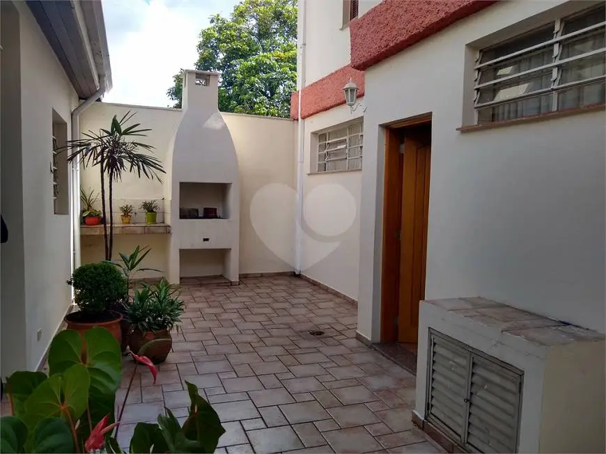 Foto 1 de Casa com 4 Quartos à venda, 300m² em Alto de Pinheiros, São Paulo