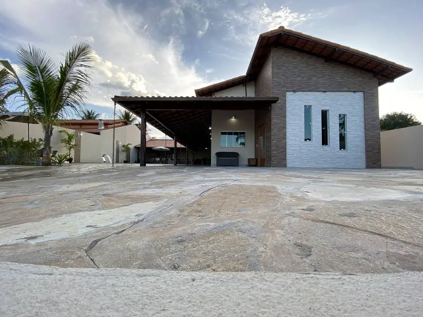 Foto 2 de Casa com 4 Quartos à venda, 1000m² em Paranoá, Brasília