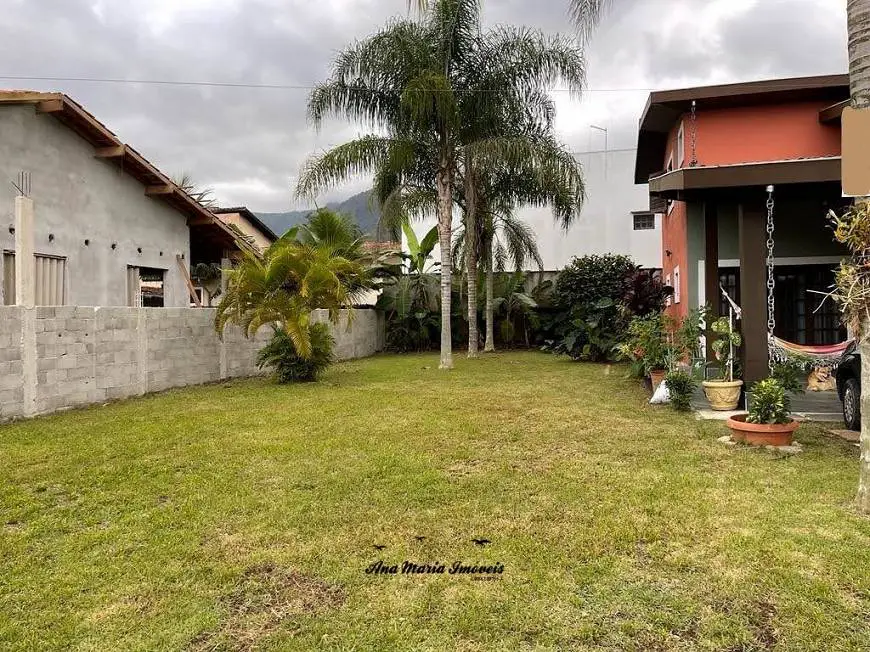 Foto 3 de Casa de Condomínio com 3 Quartos à venda, 110m² em Massaguaçu, Caraguatatuba