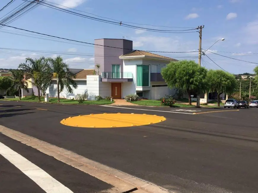Foto 3 de Casa de Condomínio com 4 Quartos para alugar, 500m² em Altos do Jaraguá, Araraquara