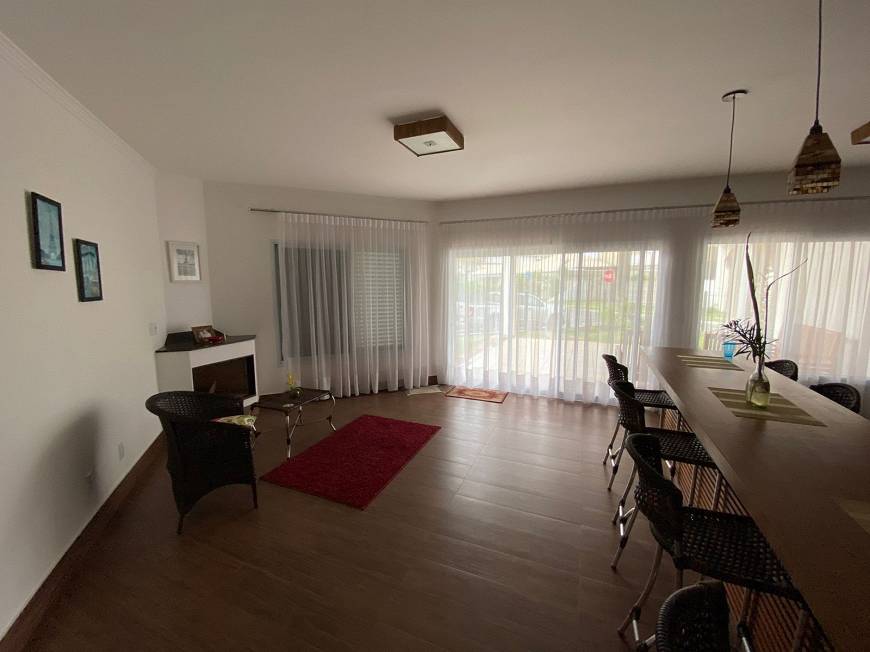 Foto 5 de Casa de Condomínio com 4 Quartos à venda, 262m² em Residencial Chapada Village, Chapada dos Guimarães
