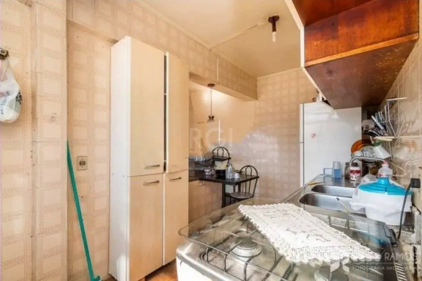 Foto 4 de Apartamento com 2 Quartos à venda, 73m² em Azenha, Porto Alegre