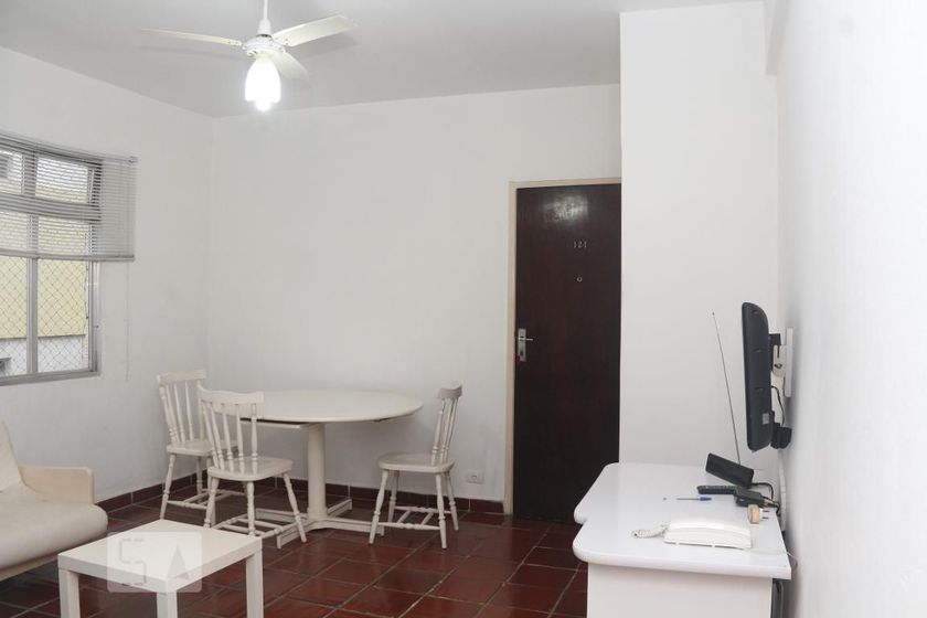 Foto 2 de Apartamento com 2 Quartos para alugar, 55m² em Boa Vista, São Vicente