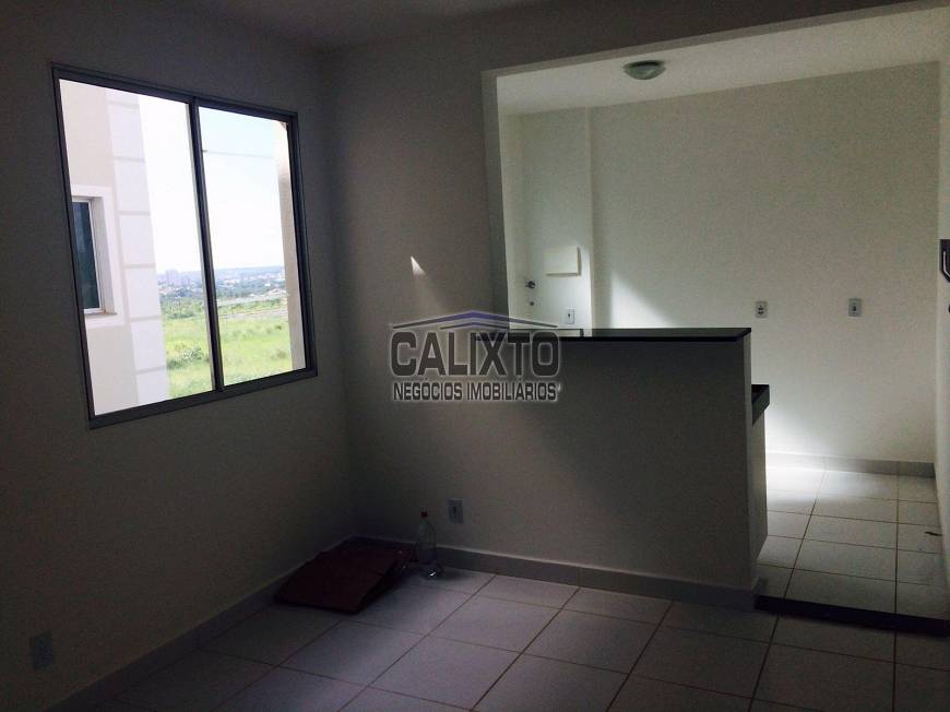 Foto 3 de Apartamento com 2 Quartos à venda, 48m² em Gávea Sul, Uberlândia