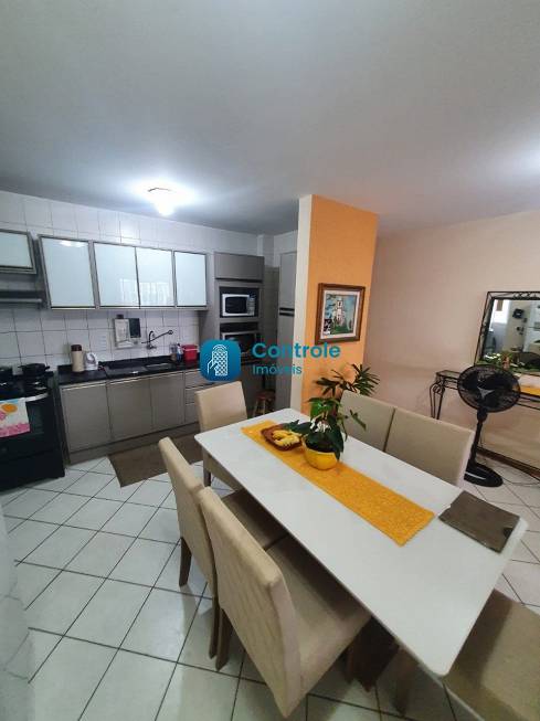 Foto 1 de Apartamento com 3 Quartos à venda, 87m² em Barreiros, São José