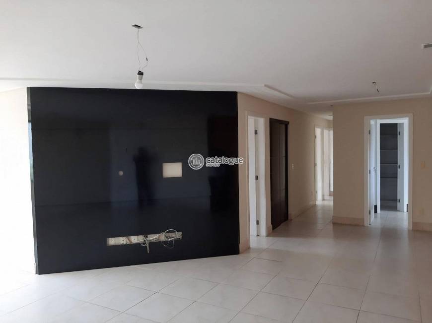Foto 2 de Apartamento com 3 Quartos à venda, 161m² em Tirol, Natal