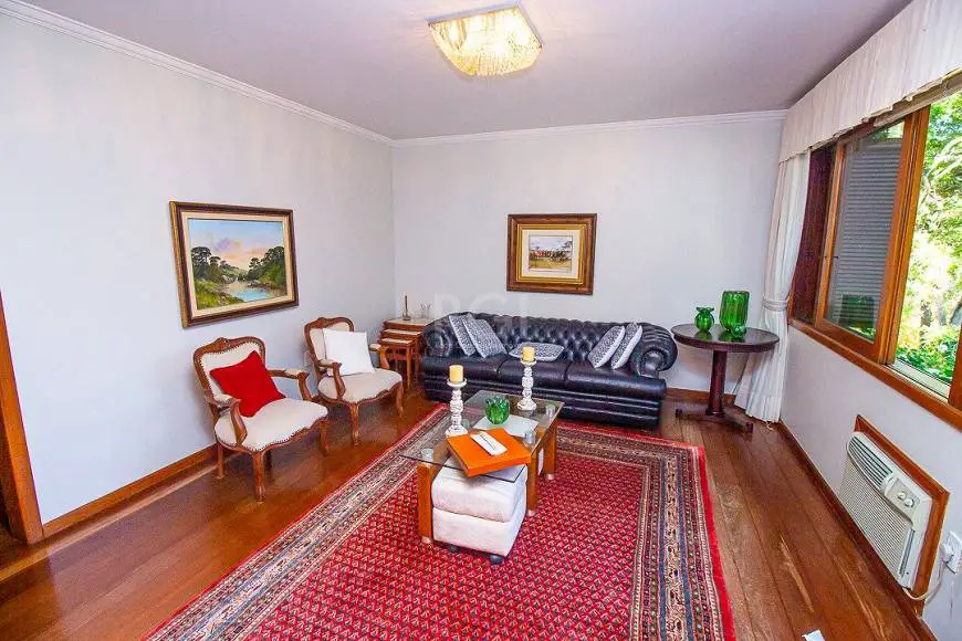 Foto 2 de Apartamento com 4 Quartos à venda, 253m² em Petrópolis, Porto Alegre