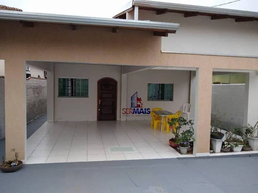 Foto 1 de Casa com 3 Quartos à venda, 190m² em Dois de Abril, Ji Paraná