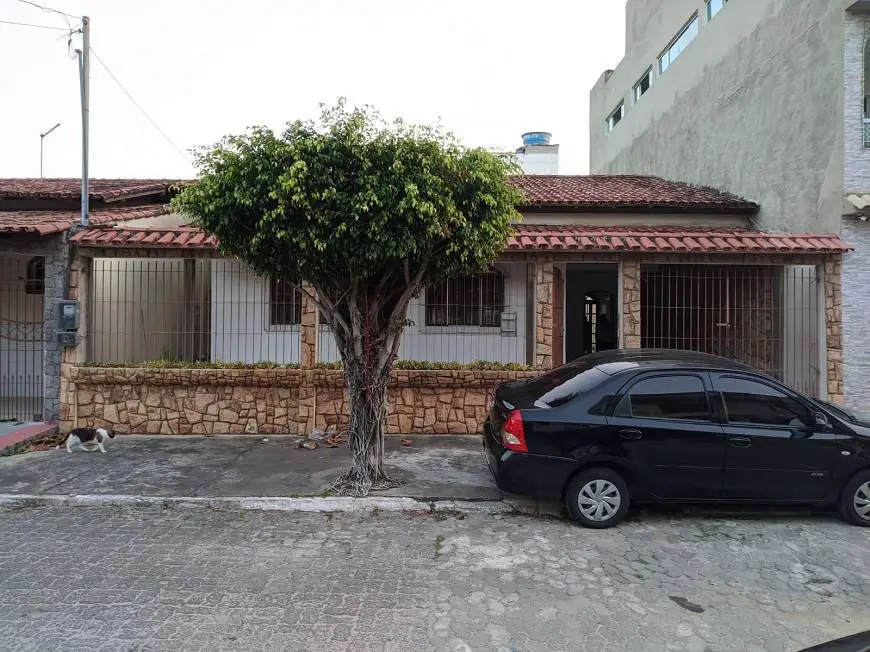 Foto 1 de Casa com 3 Quartos à venda, 348m² em Ilha dos Bentos, Vila Velha