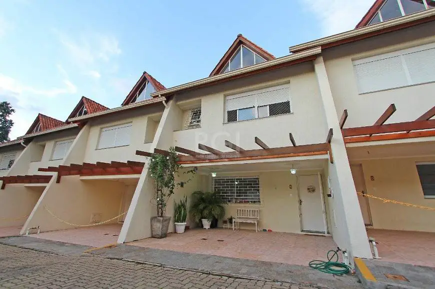 Foto 1 de Casa com 3 Quartos à venda, 126m² em Tristeza, Porto Alegre