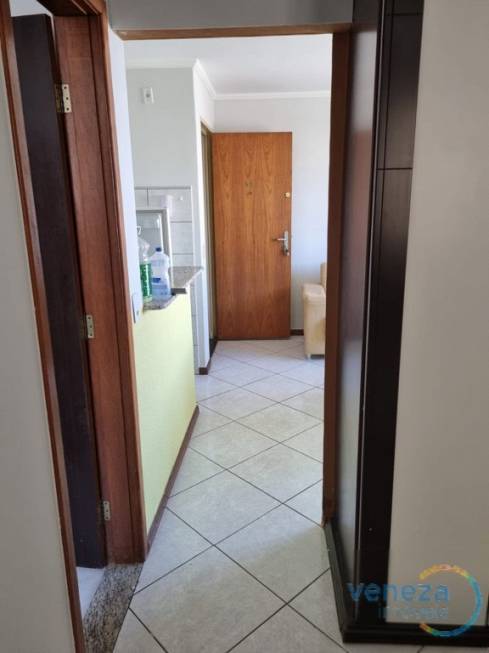 Foto 4 de Apartamento com 1 Quarto à venda, 35m² em Agari, Londrina