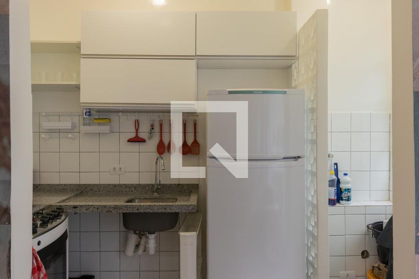 Foto 1 de Apartamento com 1 Quarto para alugar, 27m² em Centro, São Paulo