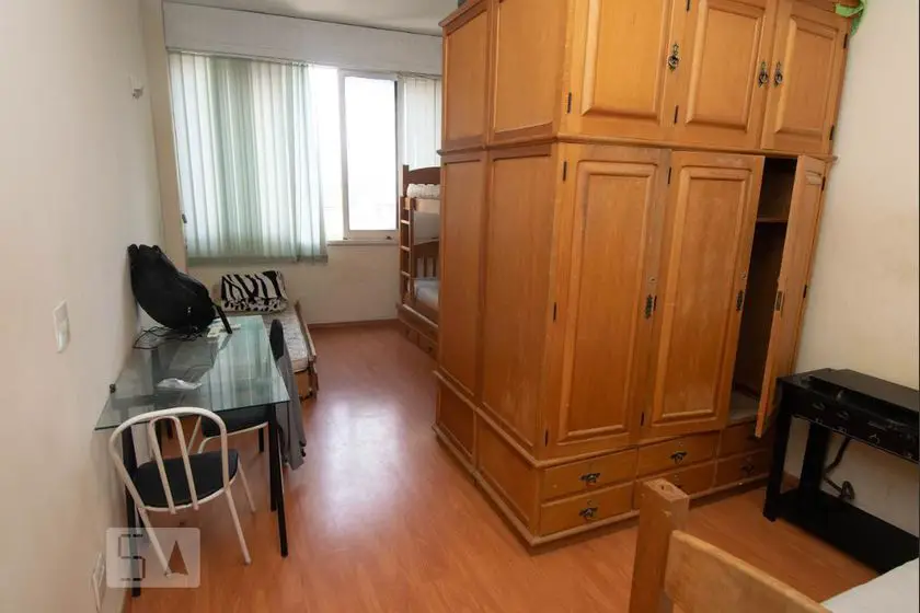 Foto 1 de Apartamento com 1 Quarto para alugar, 40m² em Centro, Rio de Janeiro