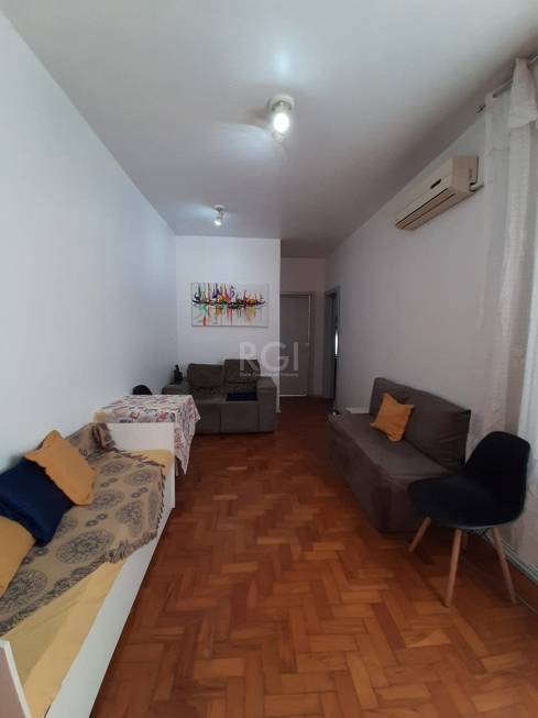 Foto 2 de Apartamento com 1 Quarto à venda, 54m² em Santo Antônio, Porto Alegre