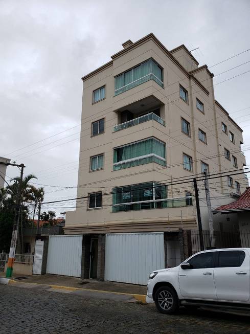 Foto 2 de Apartamento com 2 Quartos à venda, 70m² em Centro, Camboriú