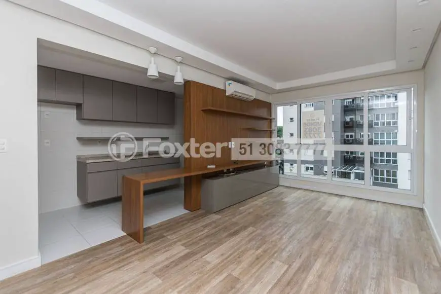 Foto 2 de Apartamento com 2 Quartos à venda, 67m² em Jardim Europa, Porto Alegre