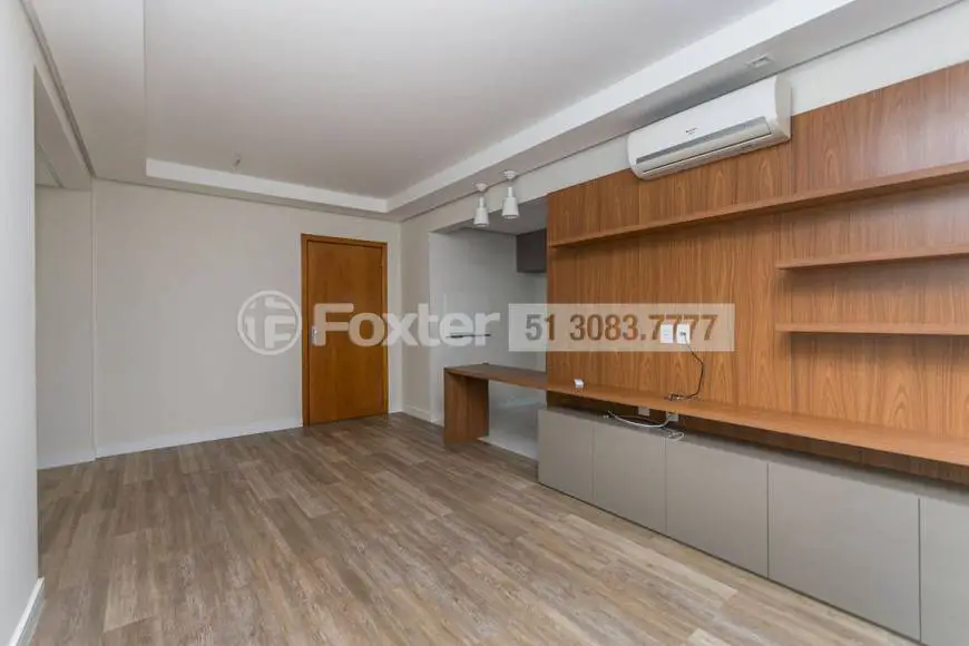 Foto 3 de Apartamento com 2 Quartos à venda, 67m² em Jardim Europa, Porto Alegre