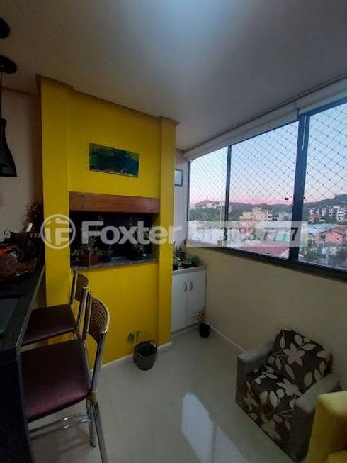 Foto 1 de Apartamento com 2 Quartos à venda, 73m² em Teresópolis, Porto Alegre