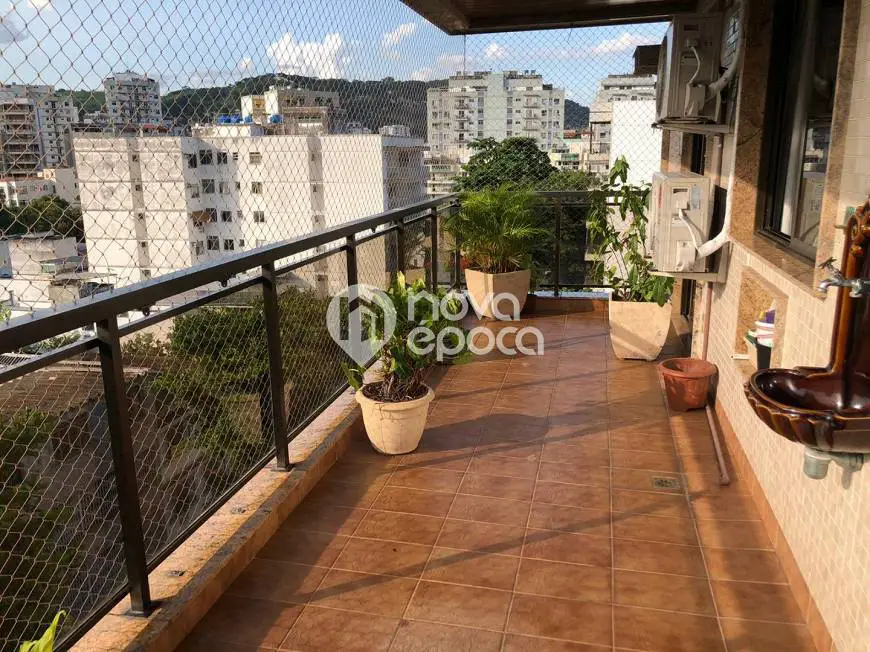 Foto 1 de Apartamento com 3 Quartos à venda, 126m² em Grajaú, Rio de Janeiro