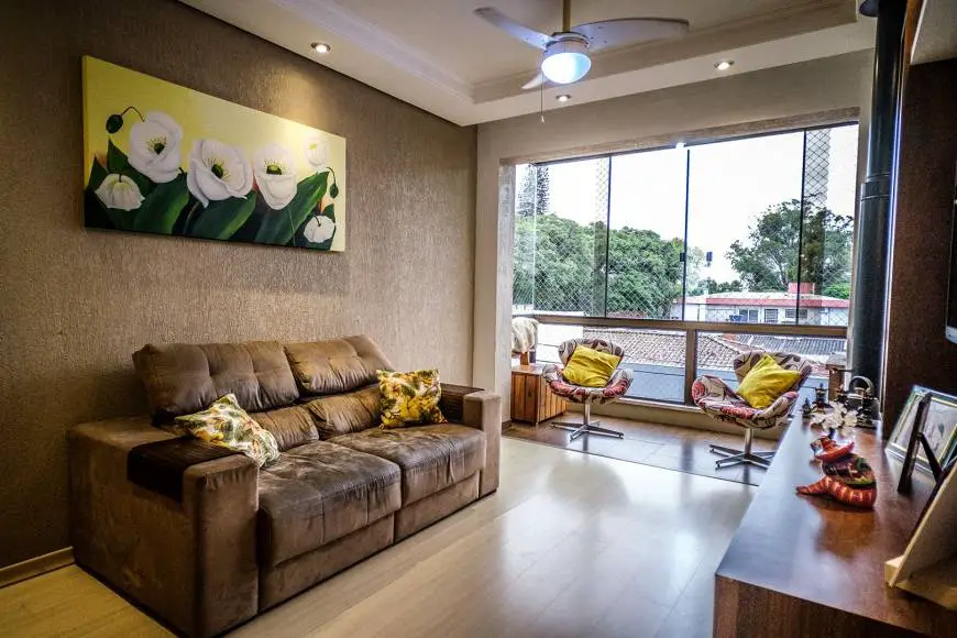 Foto 3 de Apartamento com 3 Quartos à venda, 103m² em Jardim Lindóia, Porto Alegre